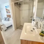 Apartamento Casa Burgao With Large Seaview Terrace