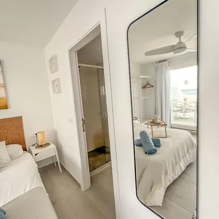 Lejlighed Casa Burgao With Large Seaview Terrace Punta Mujeres
