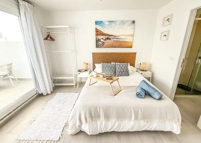 Apartment Casa Burgao With Large Seaview Terrace *