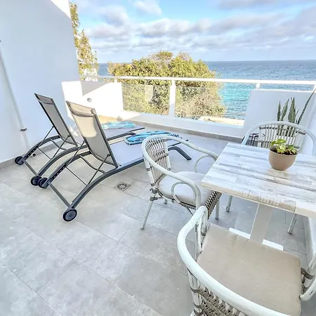 Casa Burgao With Large Seaview Terrace Apartment *